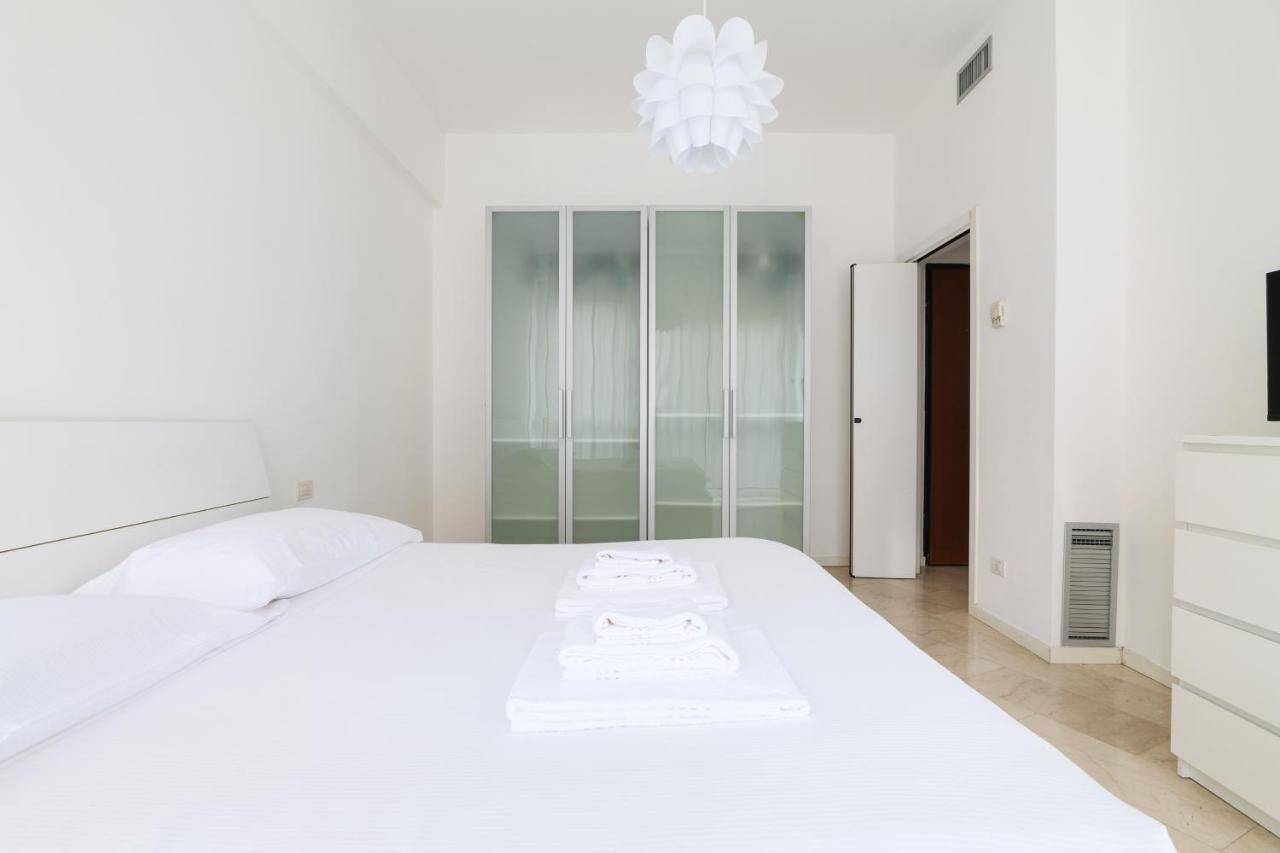 Prestige Boutique Homes - Duomo 1 Мілан Екстер'єр фото